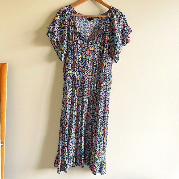 Talbots Floral Flutter Sleeve Tie Neck Ruffled Hem Multi Fit Flare Dress… - Picture 5 of 10
